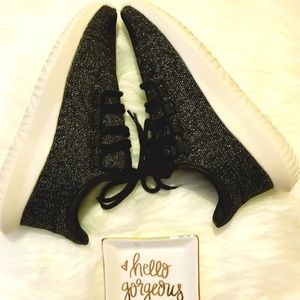 NWT adidas Tubular Shadow in Women